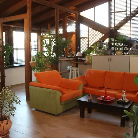 2 Kitarat Bb Bed & Breakfast Vlorë