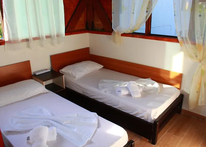 2 Kitarat Bb Bed & Breakfast 3*