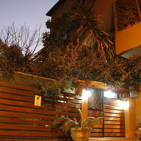 Bed & Breakfast 2 Kitarat Bb 3*