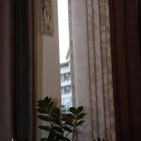 2 Kitarat Bb Bed & Breakfast Vlorë