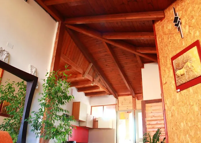 2 Kitarat Bb Frühstückspension 3*