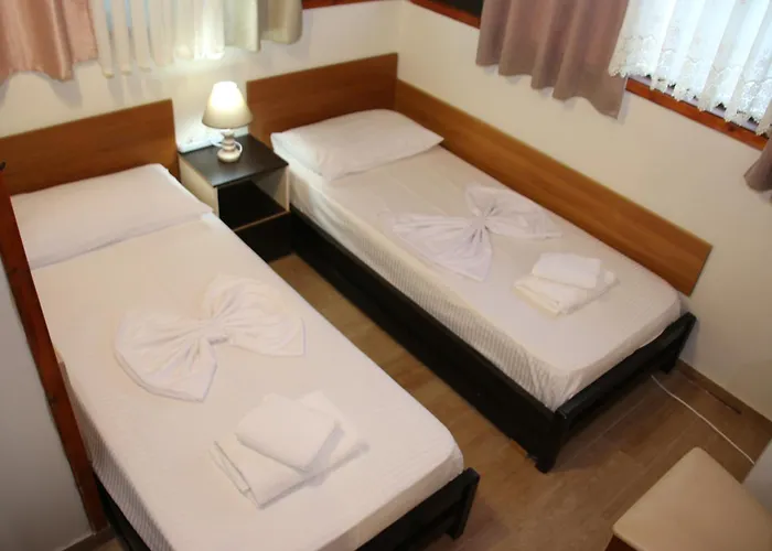 2 Kitarat Bb Frühstückspension